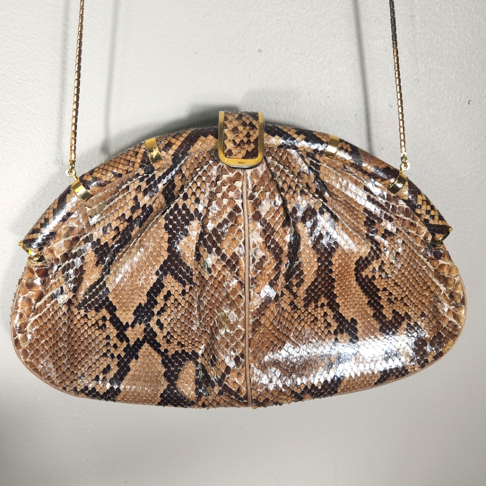 Finesse La Model Ny Mint Condition Python Chain Link Strap Leather Interior